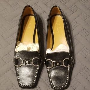 Flats shoes